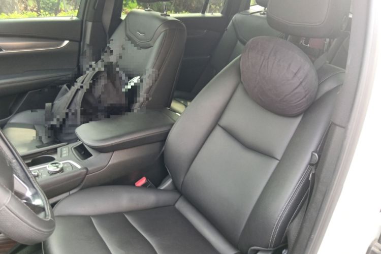 Used Cadillac XT6 2020 28T Six-Seater Fashion Edition Left Front Seat