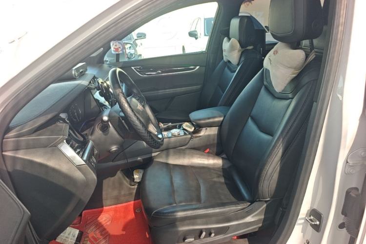 Used Cadillac XT6 2020 28T Seven-Seater Four-Wheel-Drive Leading Version Left Front Seat