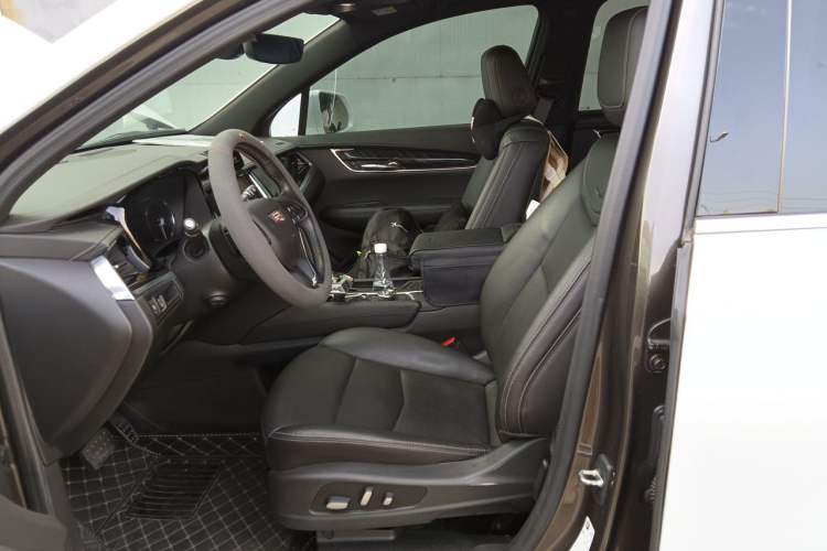 Used Cadillac XT6 2020 28T Six-Seater Luxury Version Left Front Seat