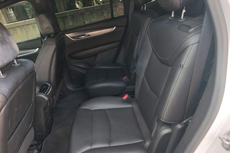 Used Cadillac XT6 2020 28T Six-Seater All-Wheel-Drive Fashion Edition Left Rear Seat