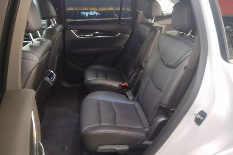 Used Cadillac XT6 2020 28T Six-Seater Luxury Version Left Rear Seat