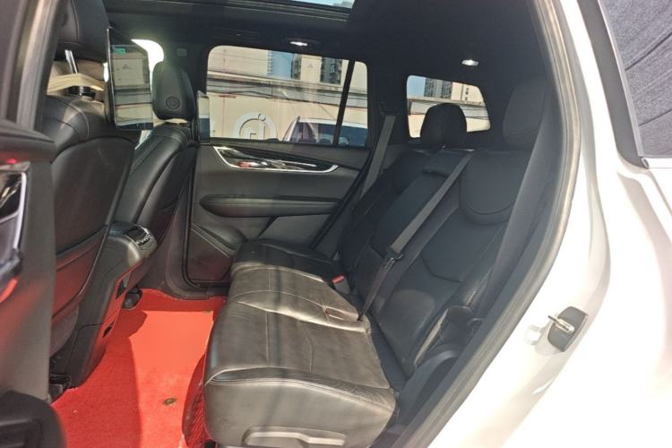 Used Cadillac XT6 2020 28T Seven-Seater Four-Wheel-Drive Leading Version Left Rear Seat