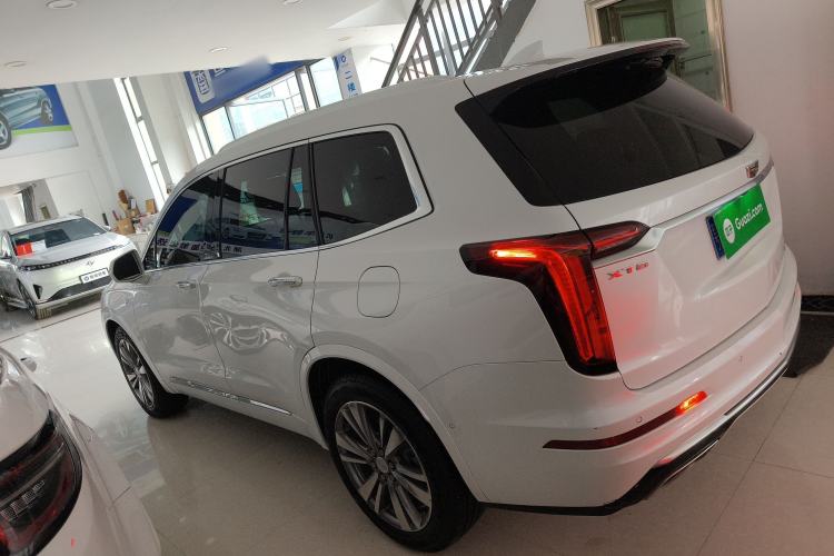 Used Cadillac XT6 2020 28T Six-Seater Luxury Version Left Side