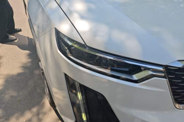 Used Cadillac XT6 2020 28T Seven-Seater Luxury Version Right Front Headlight