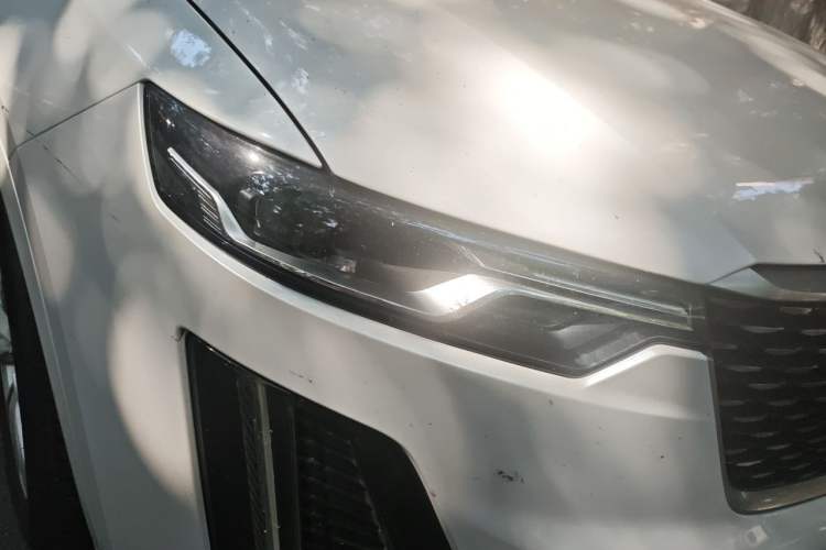 Used Cadillac XT6 2020 28T Seven-Seater Fashion Edition Right Front Headlight