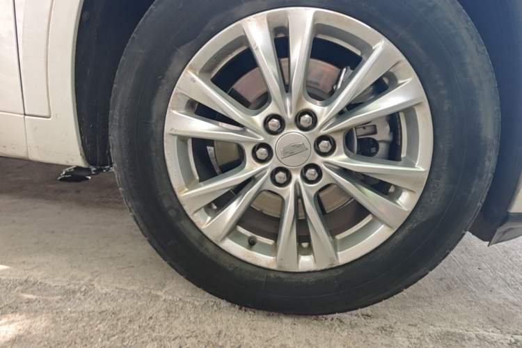 Used Cadillac XT6 2020 28T Six-Seater All-Wheel-Drive Fashion Edition Right Front Wheel Hub