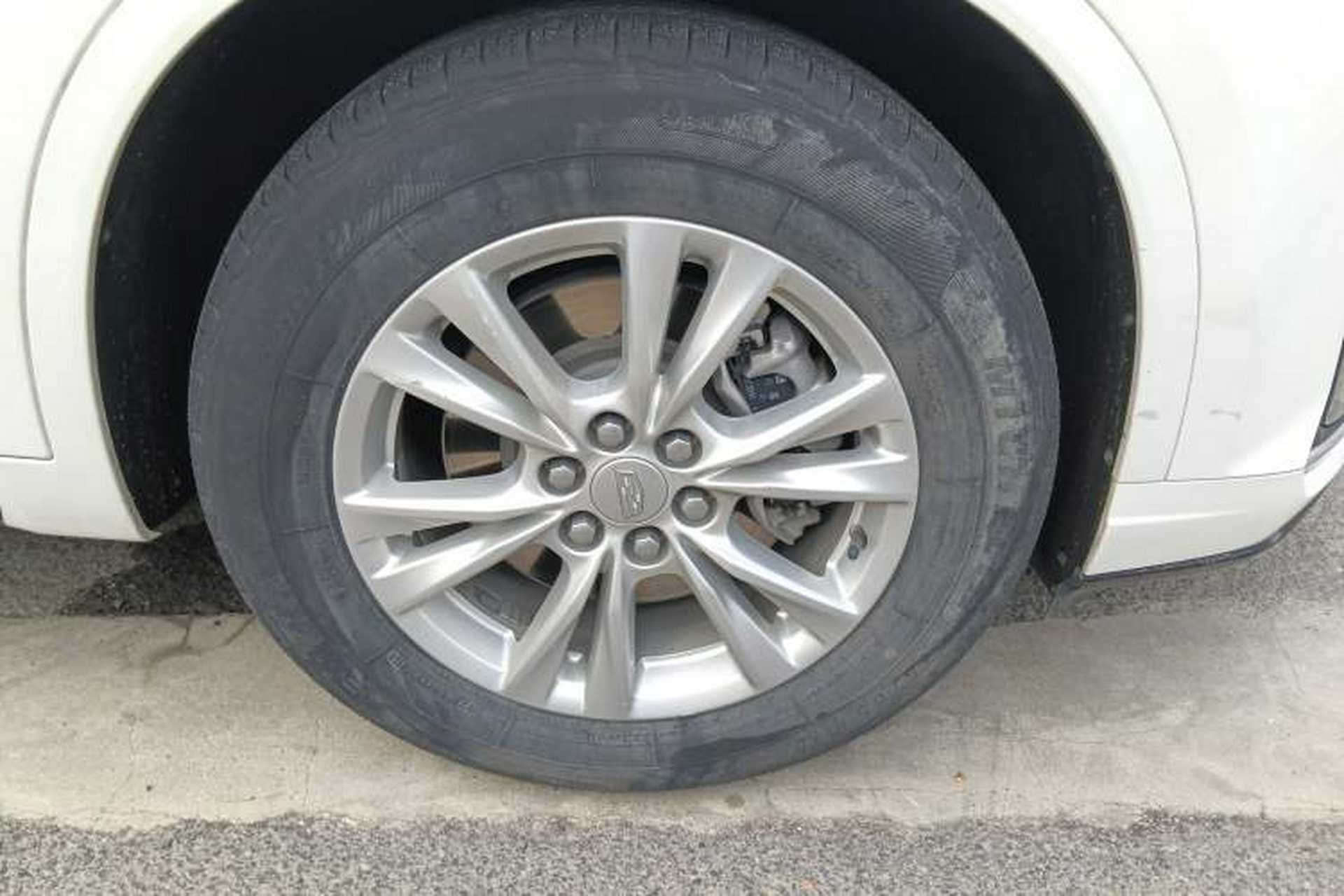 Used Cadillac XT6 2020 28T Six-Seater Fashion Edition Right Front Wheel Hub