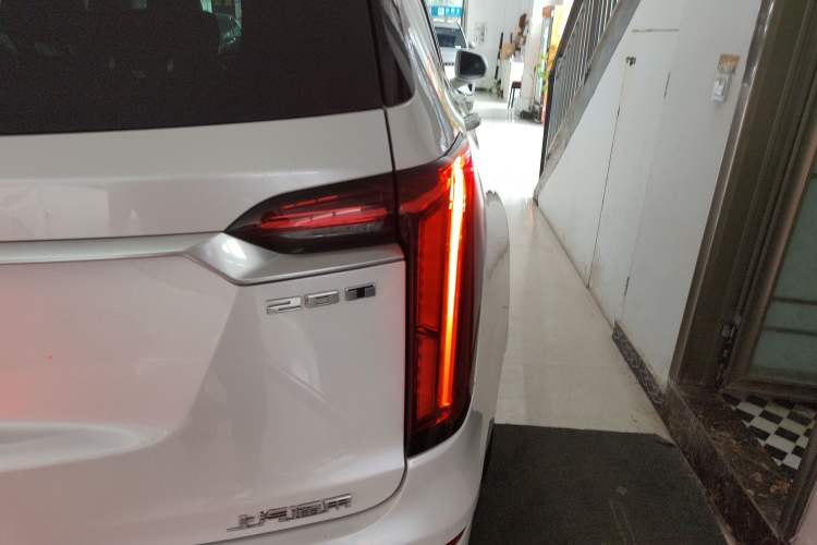 Used Cadillac XT6 2020 28T Six-Seater Luxury Version Right Rear Taillight