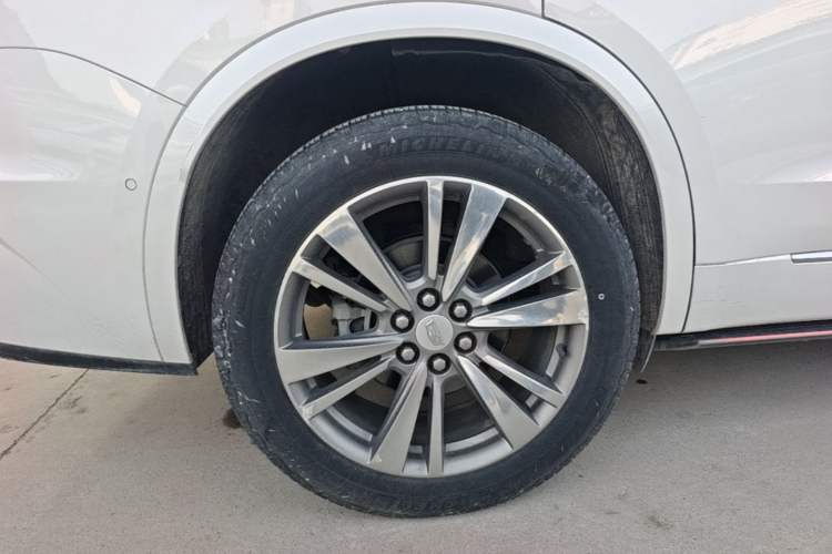Used Cadillac XT6 2020 28T Seven-Seater Four-Wheel-Drive Leading Version Right Rear Wheel Hub