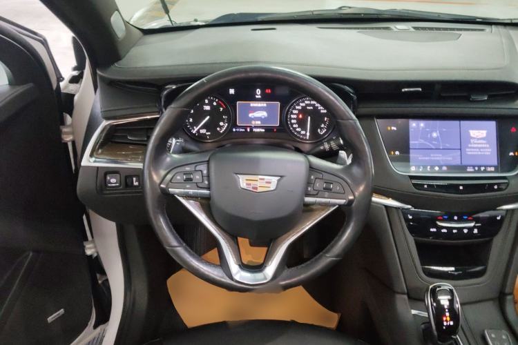 Used Cadillac XT6 2020 28T Six-Seater All-Wheel-Drive Fashion Edition Steering Wheel
