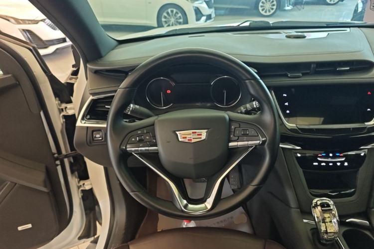 Used Cadillac XT6 2020 28T Six-Seater Four-Wheel-Drive Luxury Version Steering Wheel
