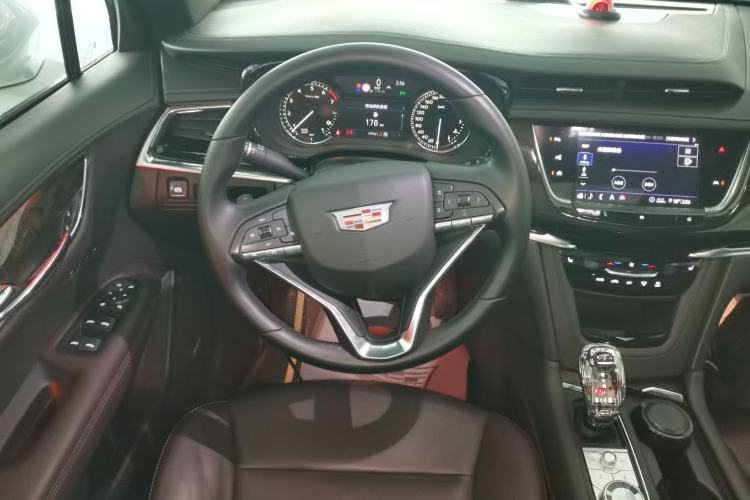 Used Cadillac XT6 2020 28T Six-Seater Four-Wheel-Drive Luxury Version Steering Wheel