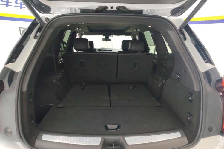 Used Cadillac XT6 2020 28T 7-Seater Four-Wheel Drive Luxury Version Trunk