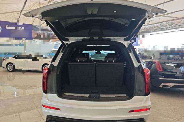 Used Cadillac XT6 2020 28T Six-Seater Four-Wheel-Drive Luxury Version Trunk
