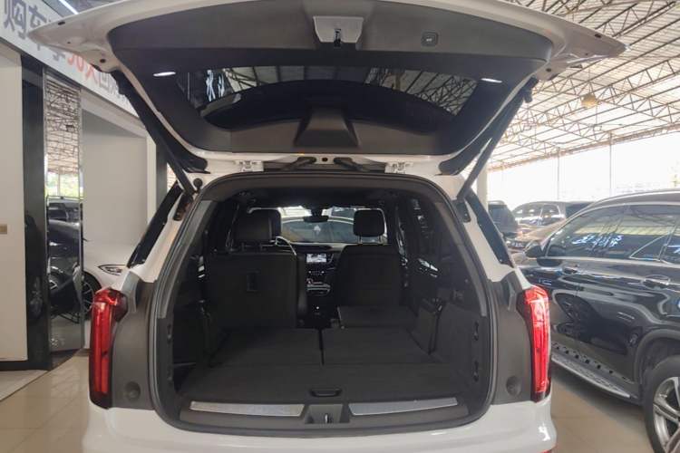 Used Cadillac XT6 2020 28T Six-Seater Luxury Version Trunk