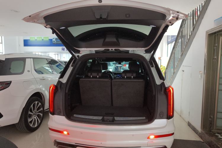 Used Cadillac XT6 2020 28T Six-Seater Luxury Version Trunk