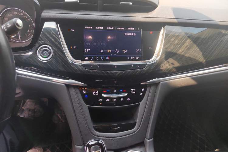 Used Cadillac XT6 2021 28T 7-Seater Four-Wheel Drive Luxury Version Audio And AC Panel