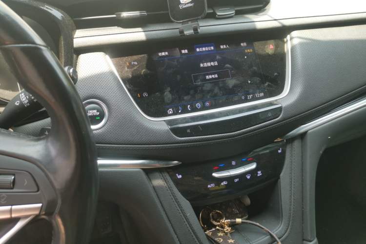 Used Cadillac XT6 2021 2.0T Seven-Seater Four-Wheel Drive Luxury Version Audio And AC Panel