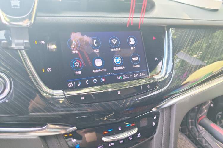 Used Cadillac XT6 2021 28T Six-Seater Four-Wheel-Drive Luxury Version Audio And AC Panel