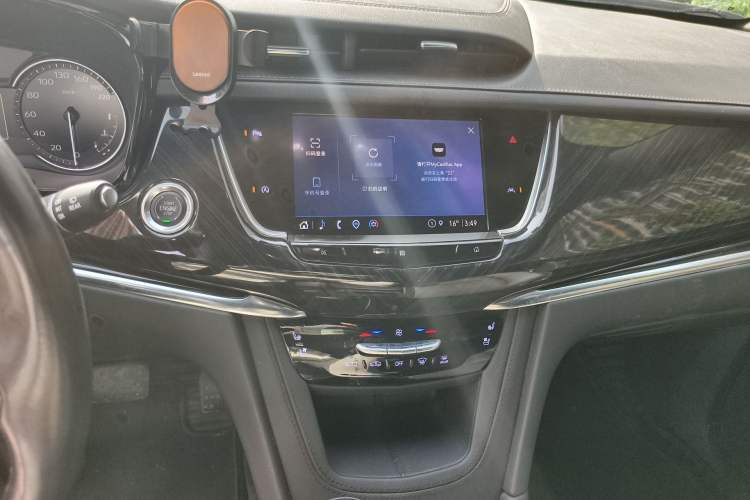 Used Cadillac XT6 2021 28T Six-Seater Luxury Version Audio And AC Panel