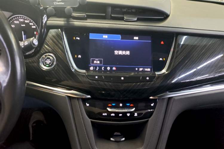 Used Cadillac XT6 2021 28T Six-Seater Luxury Version Audio And AC Panel