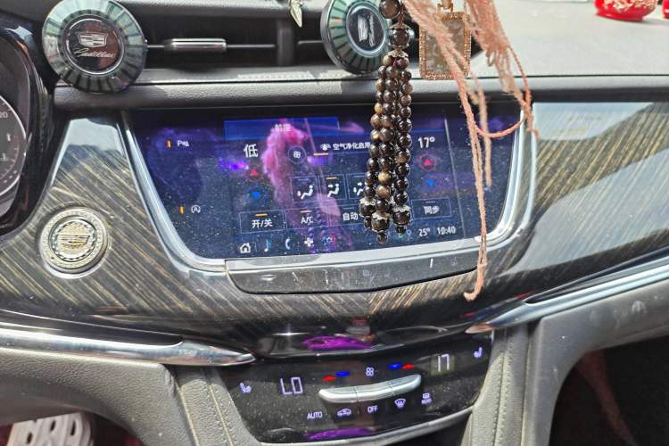 Used Cadillac XT6 2021 28T Six-Seater Luxury Version Audio And AC Panel
