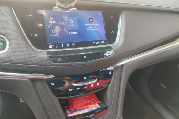 Used Cadillac XT6 2021 28T 7-Seater Four-Wheel Drive Luxury Version Audio And AC Panel