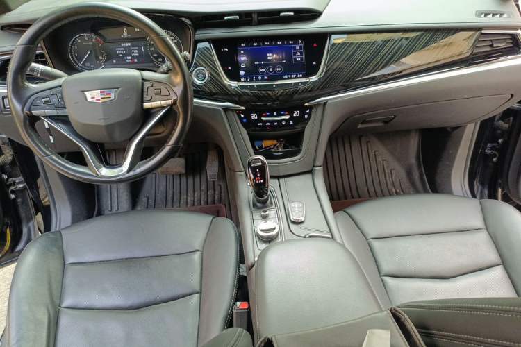 Used Cadillac XT6 2021 2.0T Six-Seater Four-Wheel-Drive Luxury Version Center Console