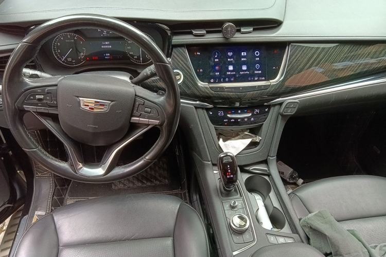 Used Cadillac XT6 2021 28T Seven-Seater Luxury Version Center Console