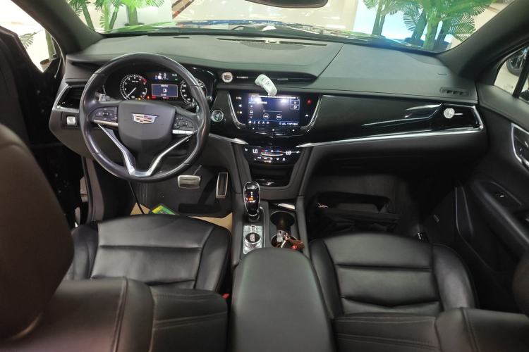 Used Cadillac XT6 2021 28T Six-Seater Luxury Sporty Enjoy-the-Comfort Safety Edition Center Console