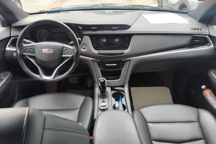 Used Cadillac XT6 2021 28T Six-Seater Four-Wheel-Drive Fashion Edition Center Console