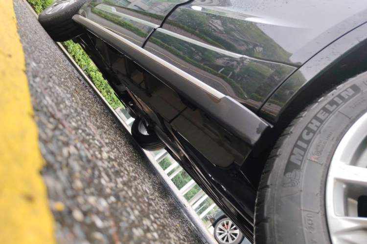 Used Cadillac XT6 2021 2.0T Six-Seater Four-Wheel-Drive Prestige Version Chassis Rear Left