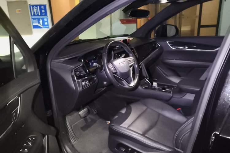 Used Cadillac XT6 2021 28T Six-Seater Four-Wheel-Drive Luxury Version Driver Seat
