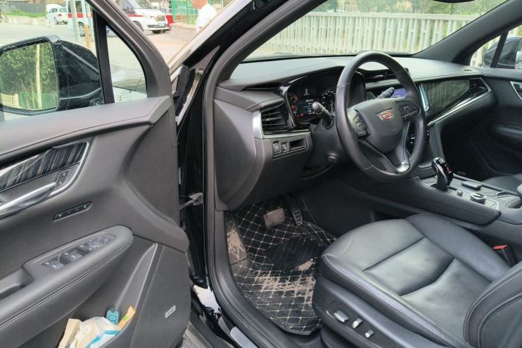 Used Cadillac XT6 2021 2.0T Six-Seater Four-Wheel-Drive Luxury Version Driver Seat