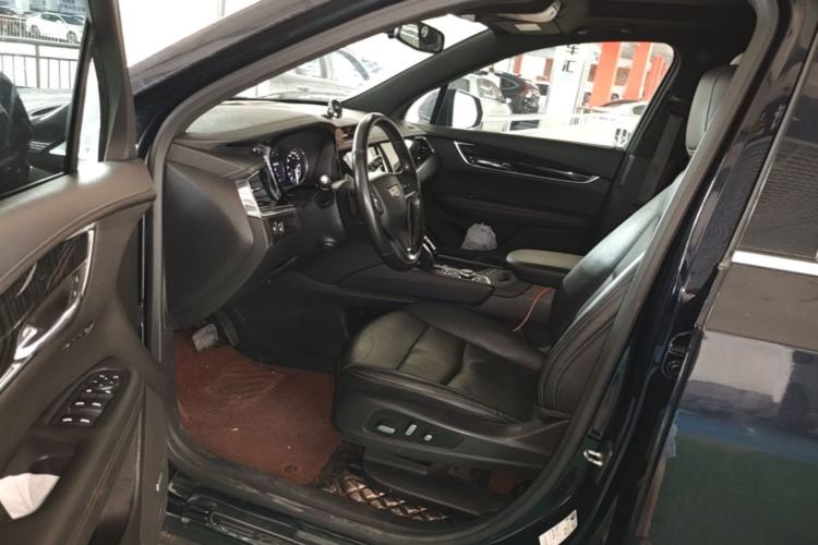 Used Cadillac XT6 2021 28T Six-Seater Four-Wheel-Drive Luxury Version Driver Seat