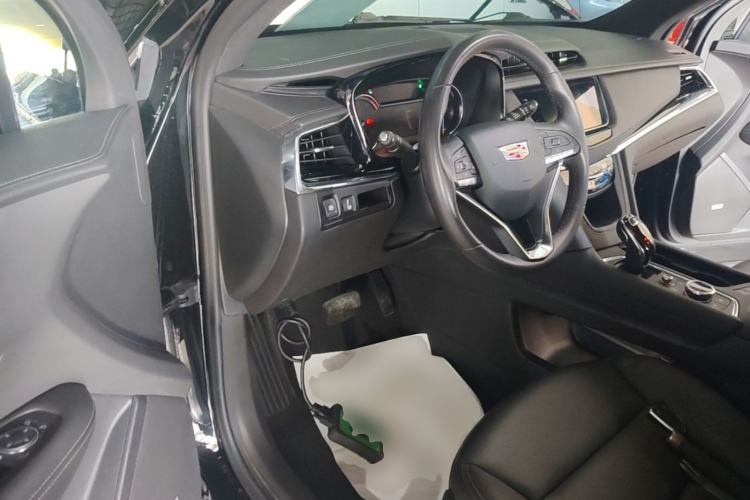 Used Cadillac XT6 2021 28T Six-Seater Fashion Edition Driver Seat
