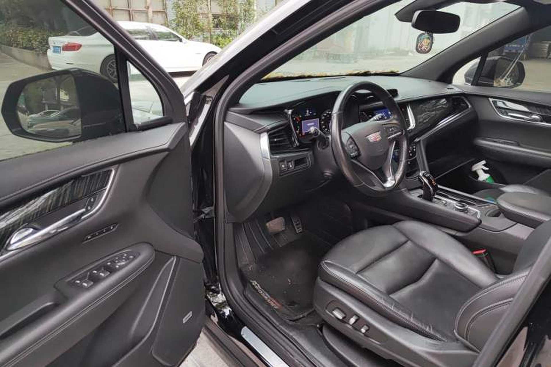 Used Cadillac XT6 2021 28T Six-Seater Four-Wheel-Drive Luxury Version Driver Seat