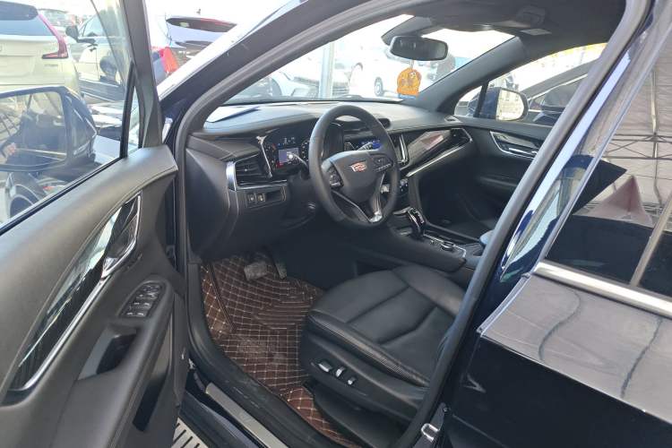 Used Cadillac XT6 2021 2.0T 7-Seater Four-Wheel Drive Luxury Version Driver Seat