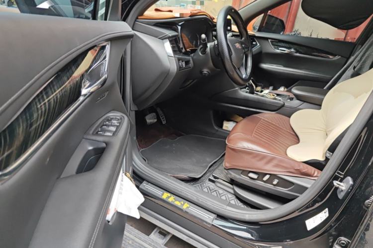 Used Cadillac XT6 2021 28T Six-Seater Four-Wheel-Drive Luxury Version Driver Seat