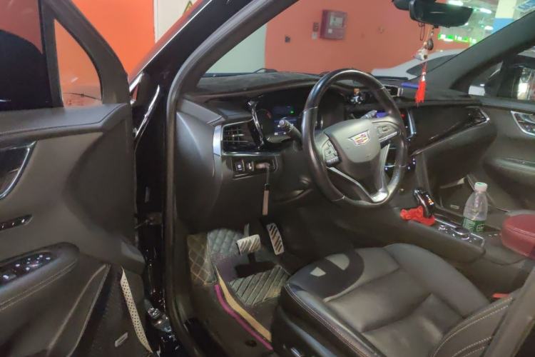 Used Cadillac XT6 2021 28T Six-Seater Four-Wheel-Drive Luxury Version Driver Seat