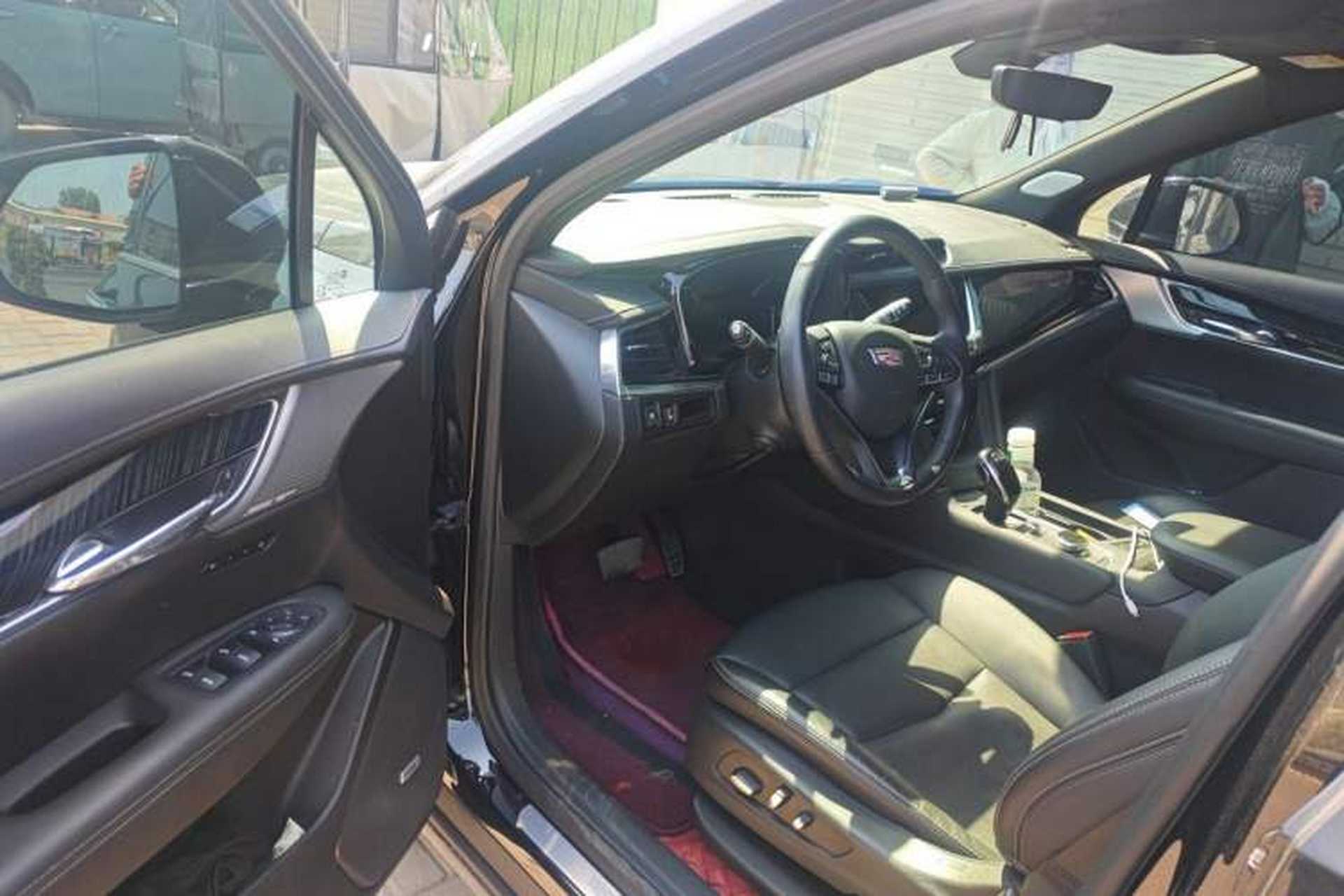 Used Cadillac XT6 2021 28T Six-Seater Four-Wheel-Drive Luxury Version Driver Seat
