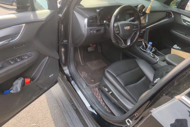 Used Cadillac XT6 2021 28T 7-Seater Four-Wheel Drive Luxury Version Driver Seat