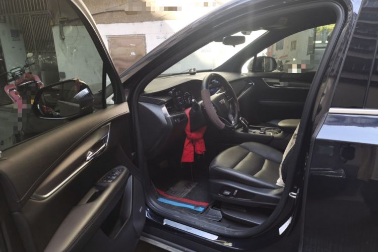 Used Cadillac XT6 2021 2.0T Six-Seater Four-Wheel-Drive Luxury Version Driver Seat