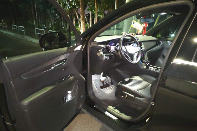 Used Cadillac XT6 2021 2.0T Seven-Seater Four-Wheel Drive Luxury Version Driver Seat