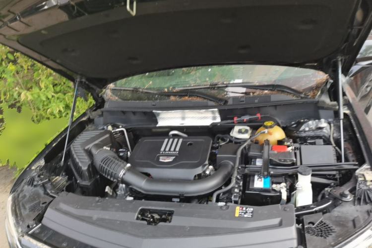 Used Cadillac XT6 2021 Revised Version 2.0T 6-Seater Four-Wheel Drive Premium Edition Engine Bay