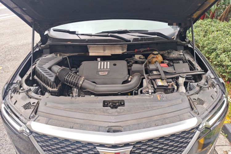 Used Cadillac XT6 2021 2.0T Six-Seater Four-Wheel-Drive Luxury Version Engine Bay