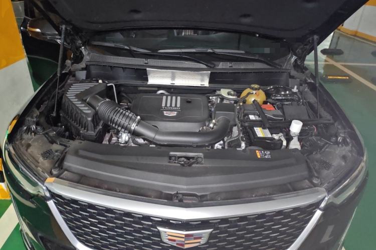 Used Cadillac XT6 2021 28T Six-Seater Four-Wheel-Drive Luxury Version Engine Bay