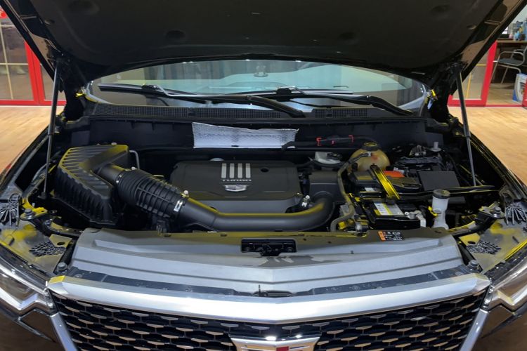 Used Cadillac XT6 2021 2.0T 7-Seater Four-Wheel Drive Luxury Version Engine Bay