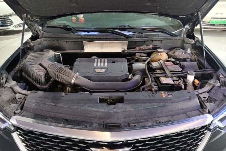 Used Cadillac XT6 2021 2.0T 6-Seater Two-Wheel Drive Luxury Version Engine Bay
