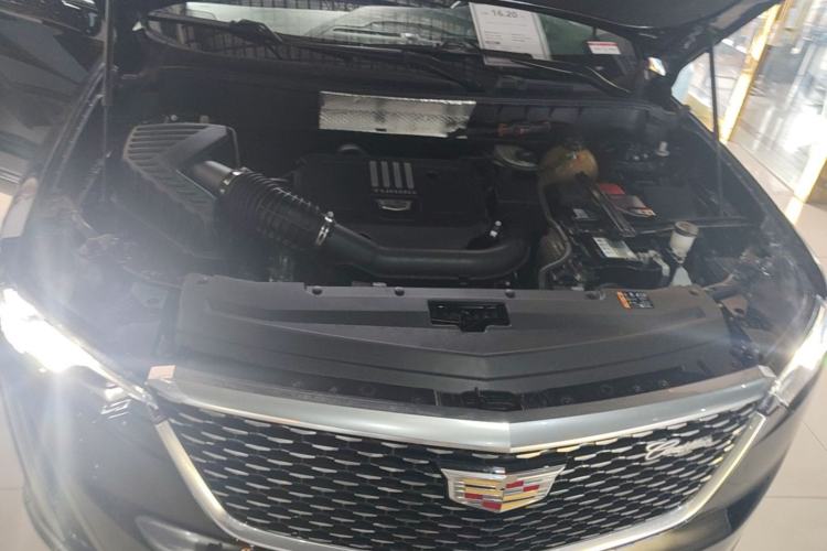 Used Cadillac XT6 2021 28T Six-Seater Fashion Edition Engine Bay